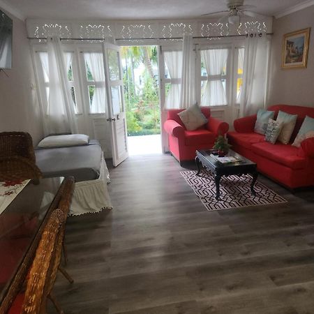 Cozy Villa Escape 런어웨이베이 외부 사진